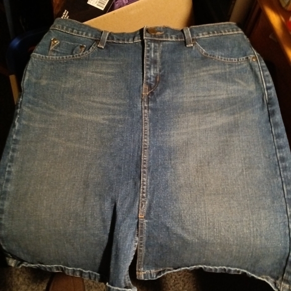 Levi Strauss Stretch Denim Jean Skirt Size 12 NICE - Picture 5 of 8